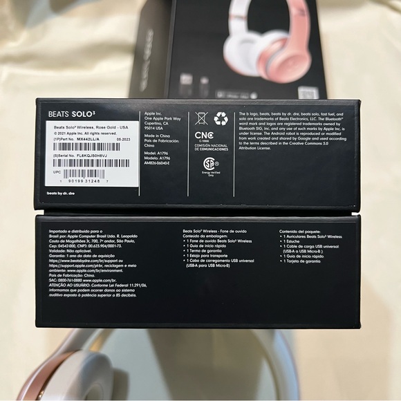 BEATS Solo3 Wireless Rose Gold On-Ear Bluetooth Headphones - Picture 5 of 16